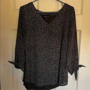 Patterned V-Neck Women's Blouse